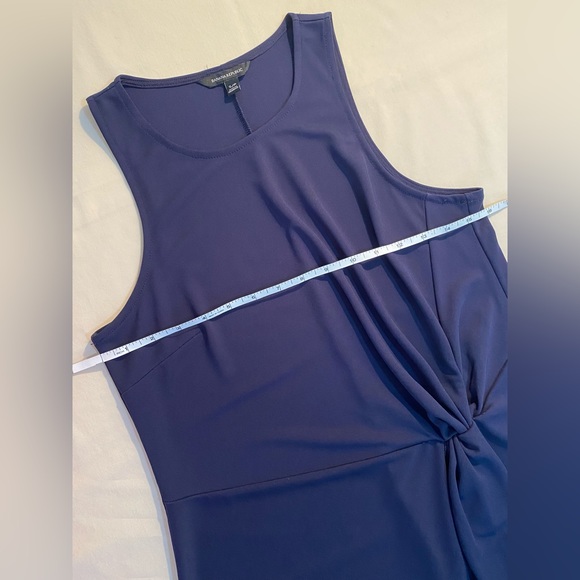 Banana Republic sleeveless top.  EUC - Picture 7 of 9
